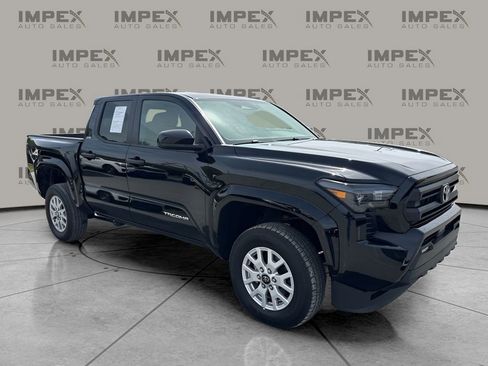 Used 2024 Toyota Tacoma SR5 RWD image 7