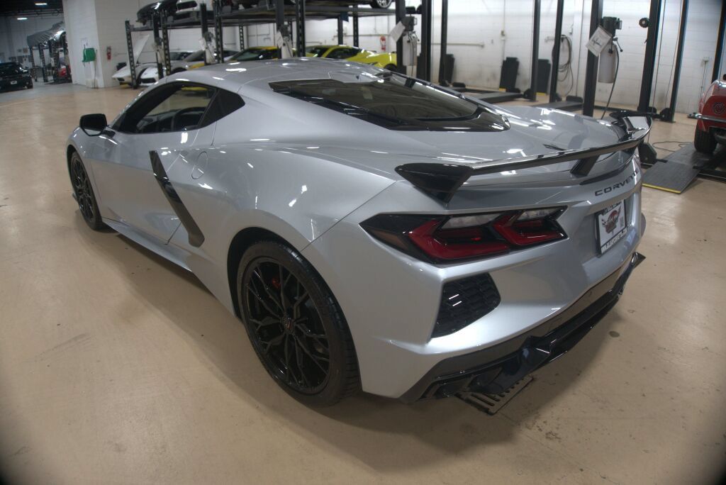 Used 2026 Chevrolet Corvette Stingray Preferred Cpe w/ Z51 Performance Package RWD image 3