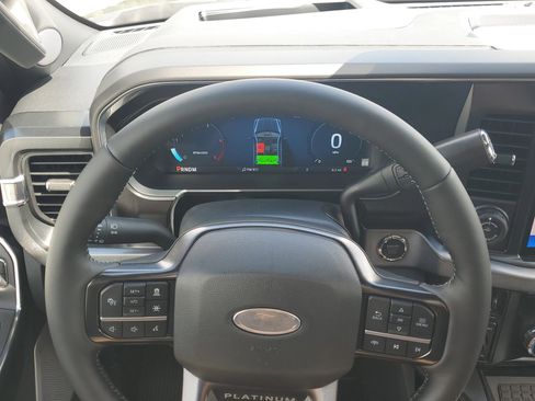 New 2026 Ford F450 Platinum w/ FX4 Off-Road Package image 16