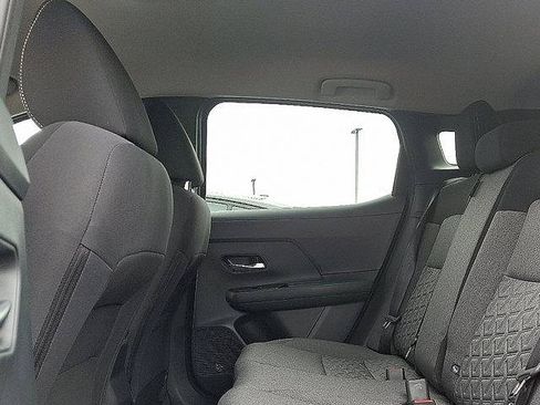 New 2025 Nissan Kicks SV image 7