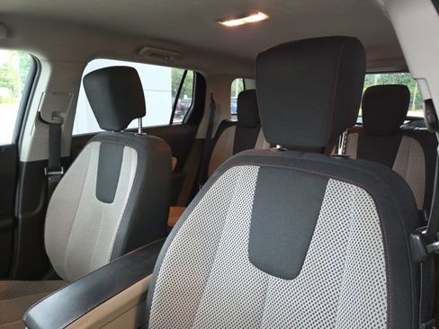 Used 2012 GMC Terrain SLE AWD/4WD image 16