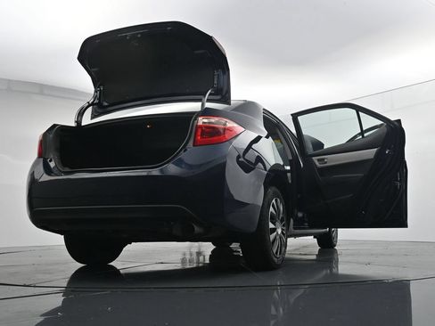 Used 2019 Toyota Corolla LE FWD image 47