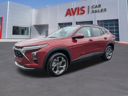 Used 2025 Chevrolet Trax LT w/ LT Convenience Package