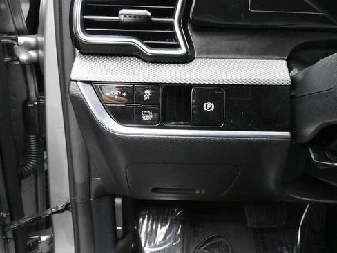Used 2023 Kia Sportage LX AWD/4WD image 23