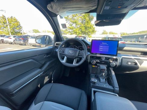 New 2025 Toyota Tacoma TRD Off-Road image 11