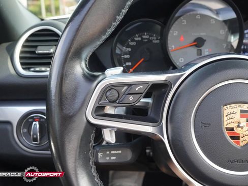 Used 2018 Porsche 718 Boxster S RWD image 33