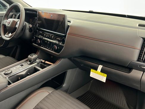 New 2026 Nissan Pathfinder Rock Creek AWD/4WD image 25