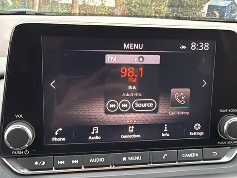 Certified 2022 Nissan Rogue SV w/ SV Premium Package image 13