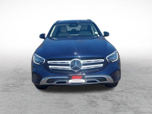 Used 2022 Mercedes-Benz GLC 300 4MATIC image 2