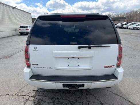 Used 2009 GMC Yukon XL Denali image 25