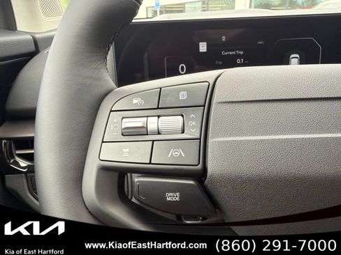New 2026 Kia Sportage SX AWD/4WD image 32