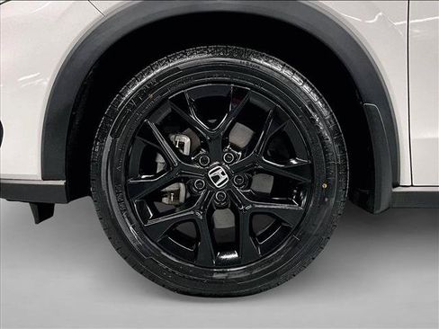 Used 2024 Honda HR-V Sport image 10