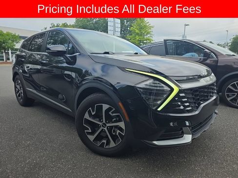 Used 2024 Kia Sportage EX FWD image 4