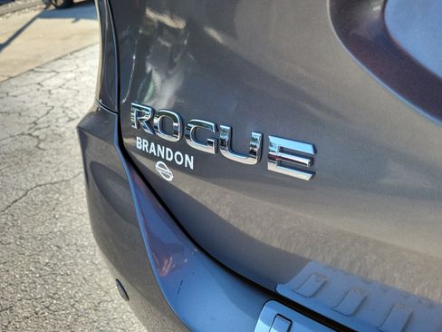 Used 2019 Nissan Rogue SV FWD image 9