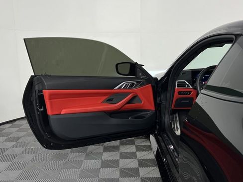 Certified 2025 BMW M4 xDrive Competition w/ Executive Package image 15