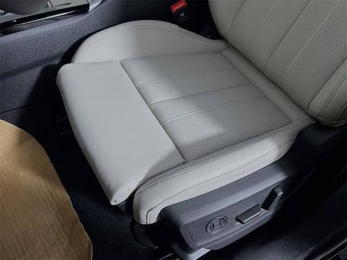 New 2025 Audi Q5 Premium Plus image 21