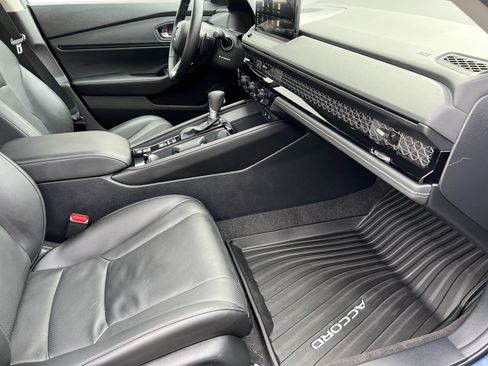 Used 2024 Honda Accord Touring image 24