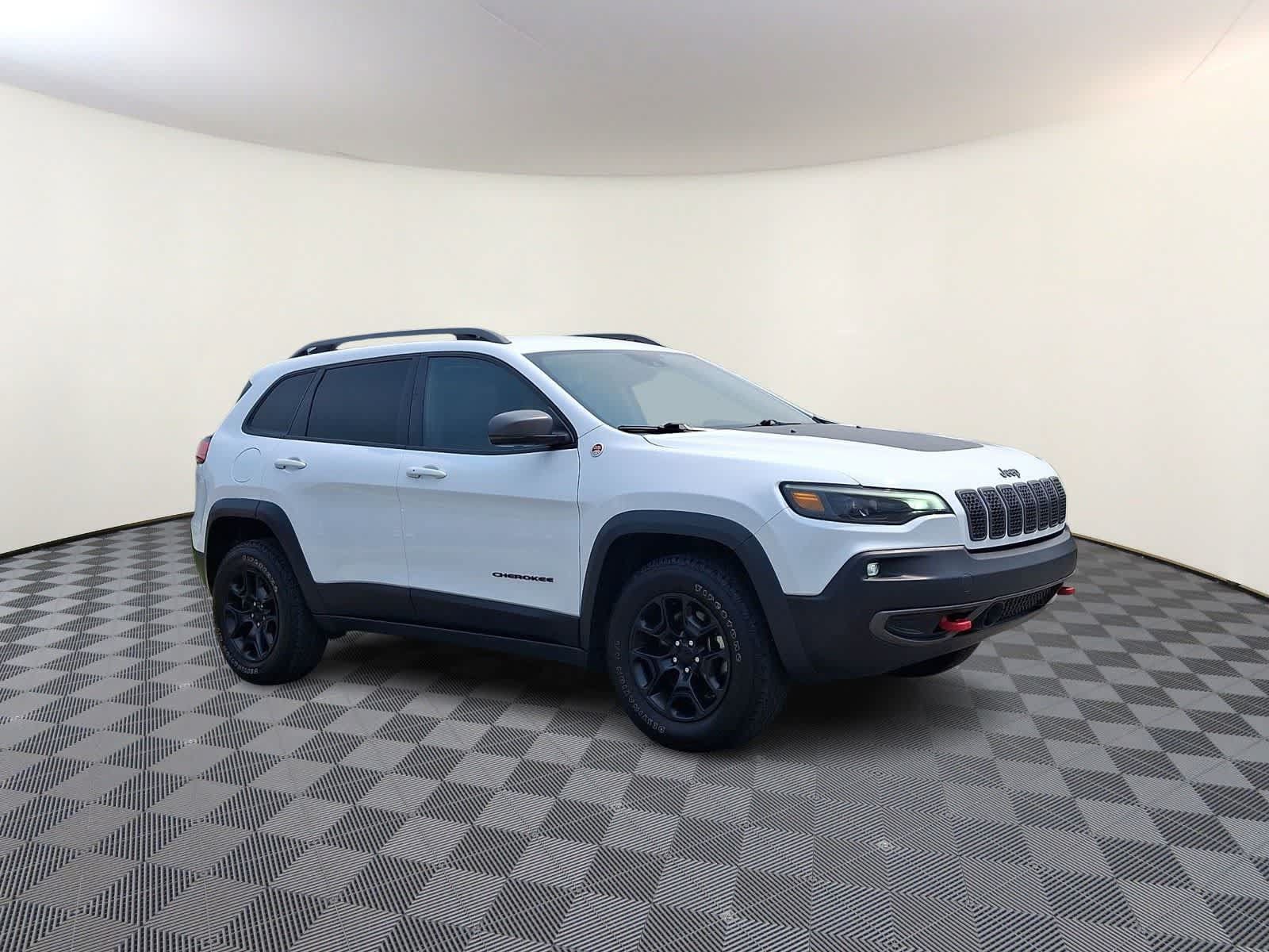 Used 2021 Jeep Cherokee Trailhawk w/ Trailer Tow Group AWD/4WD image 4