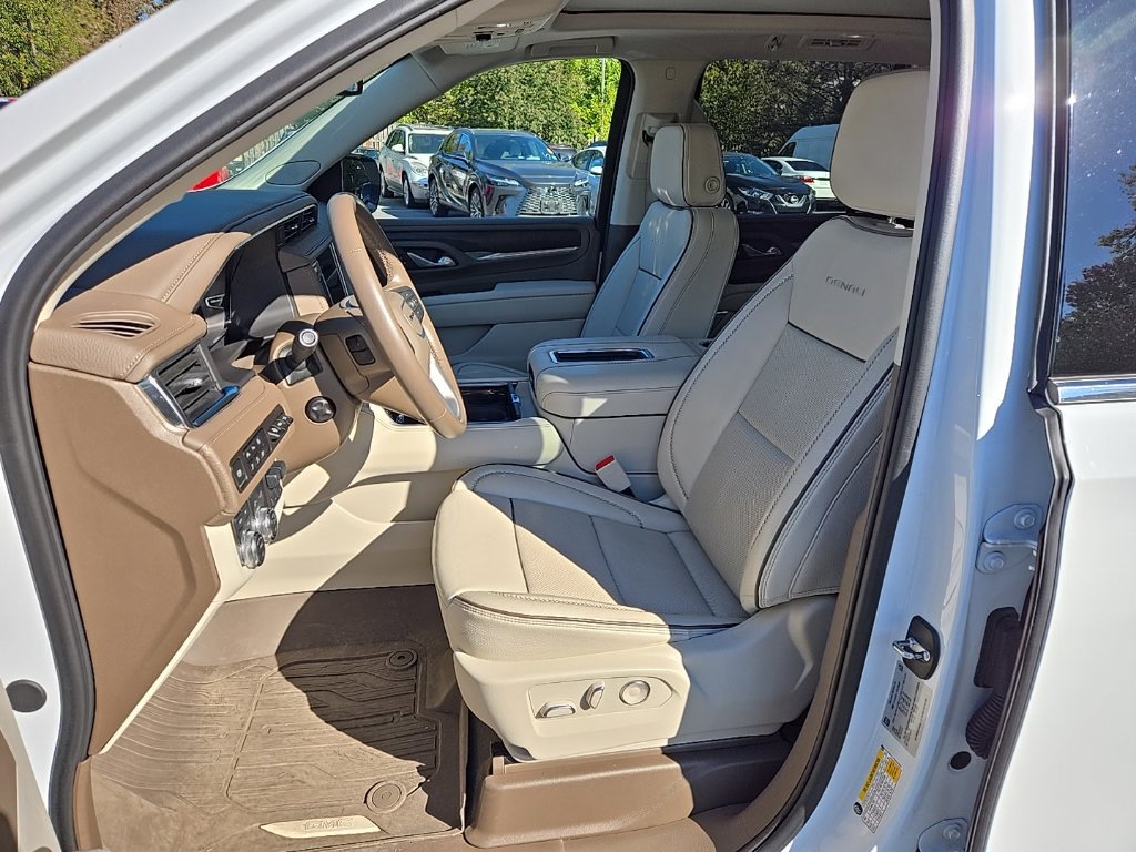 Used 2024 GMC Yukon Denali w/ Max Trailering Package AWD/4WD image 14