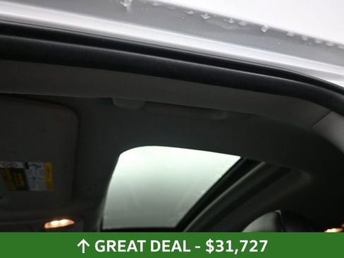 Used 2023 Toyota Highlander XLE FWD image 30