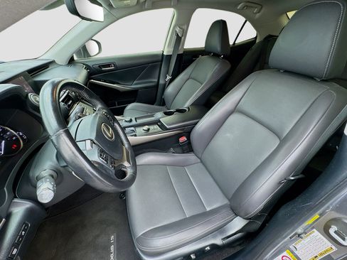 Used 2019 Lexus IS 300 w/ Accessory Package RWD image 13