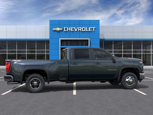 New 2026 Chevrolet Silverado 3500 LT w/ All Star Edition AWD/4WD image 7