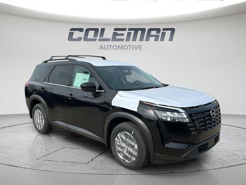 New 2026 Nissan Pathfinder SV AWD/4WD image 3