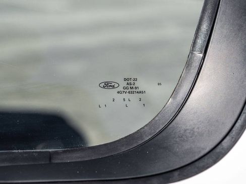 Used 2005 Ford GT RWD image 74