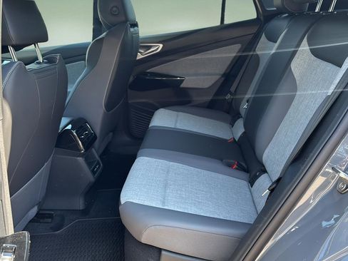 New 2026 Volkswagen ID.4 Pro RWD image 15