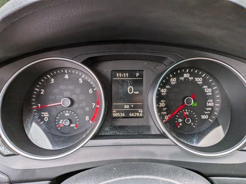 Used 2017 Volkswagen Jetta SE FWD image 27