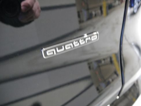 New 2025 Audi Q5 Premium Plus image 10