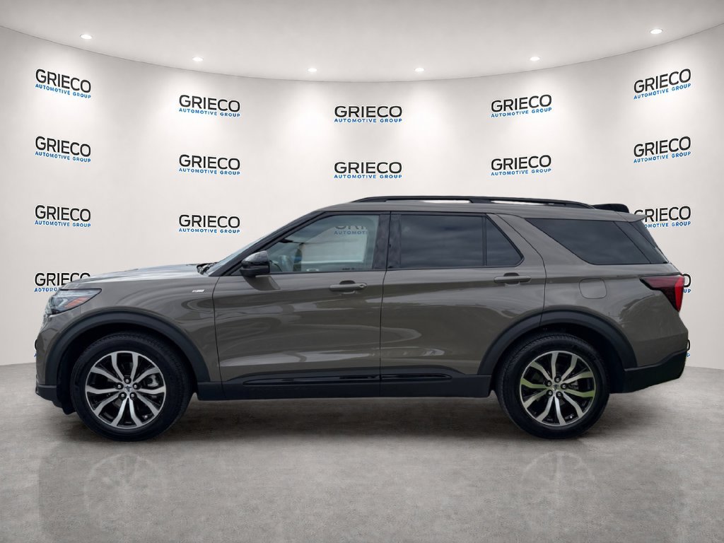 Certified 2026 Ford Explorer ST-Line RWD image 4