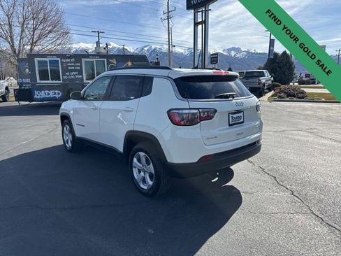 Used 2019 Jeep Compass Latitude w/ Popular Equipment Group image 5