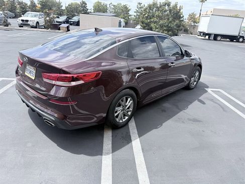 Used 2019 Kia Optima LX image 7
