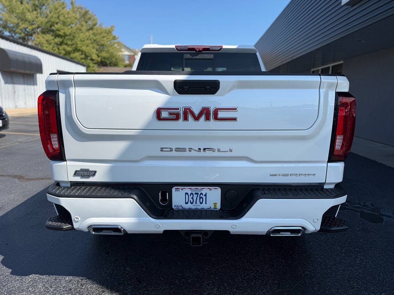 Used 2024 GMC Sierra 1500 Denali AWD/4WD image 9