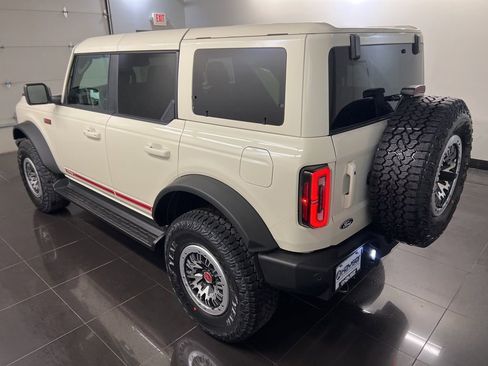 New 2026 Ford Bronco Outer Banks image 4