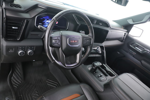 Used 2023 GMC Sierra 1500 AT4 w/ AT4 Premium Package AWD/4WD image 17