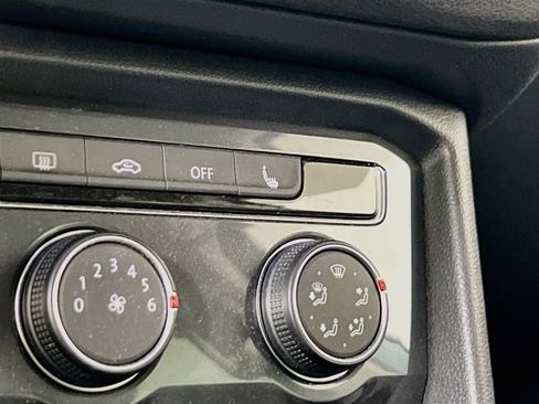 Used 2023 Volkswagen Tiguan S image 19