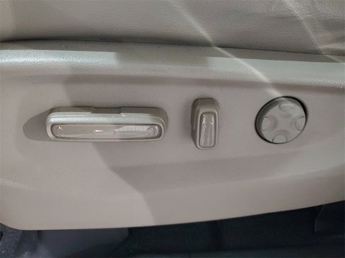 Used 2018 Honda Odyssey EX-L image 17