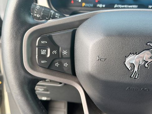 Used 2025 Ford Bronco Outer Banks AWD/4WD image 37