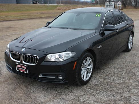 Used 2016 BMW 528i xDrive Sedan image 2