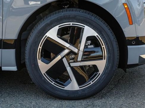 New 2026 Hyundai Ioniq 9 Calligraphy w/ Tow & Go Package image 11