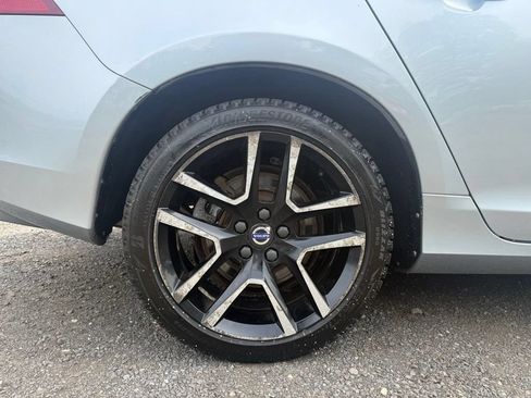Used 2017 Volvo S60 T5 Dynamic FWD image 28