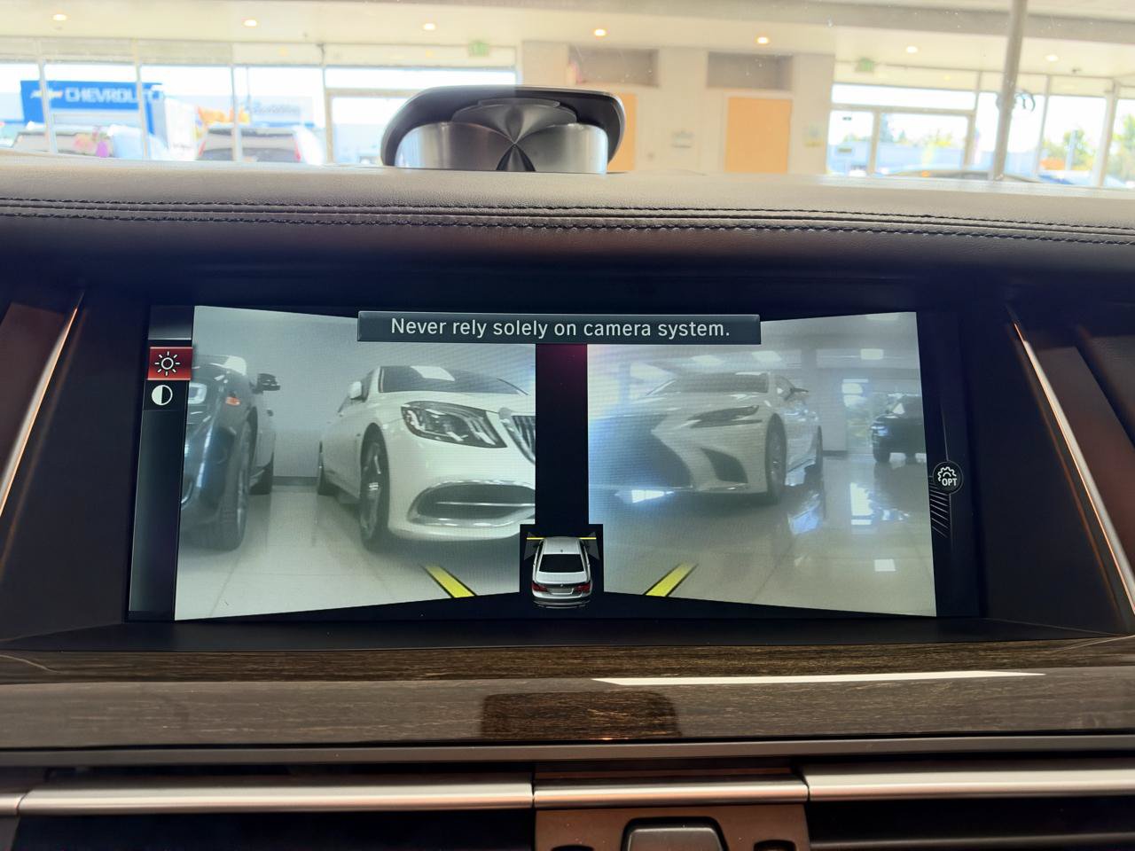 Used 2013 BMW 750Li RWD image 19