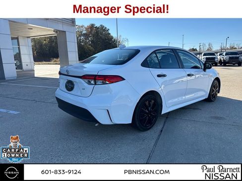 Used 2024 Toyota Corolla LE image 6