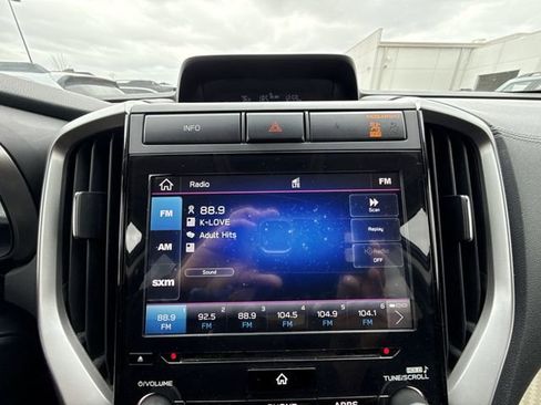 Used 2019 Subaru Ascent Premium image 8