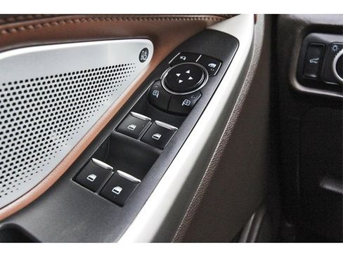 Used 2023 Ford Explorer King Ranch w/ Premium Technology Package image 20