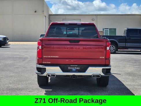 Used 2022 Chevrolet Silverado 1500 LTZ AWD/4WD image 5