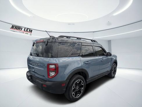 Used 2025 Ford Bronco Sport Outer Banks AWD/4WD image 3