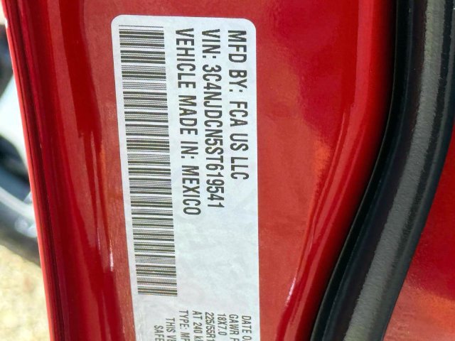 Certified 2025 Jeep Compass Limited AWD/4WD image 19